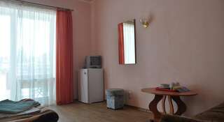 Гостиница Guest House Viktoria Коктебель Стандартный двухместный номер-11